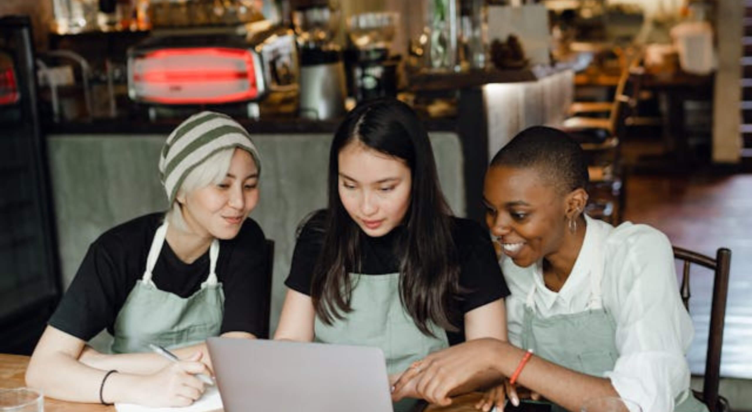 No Experience Jobs in 2025: Your Guide to Starting a Career with Confidence