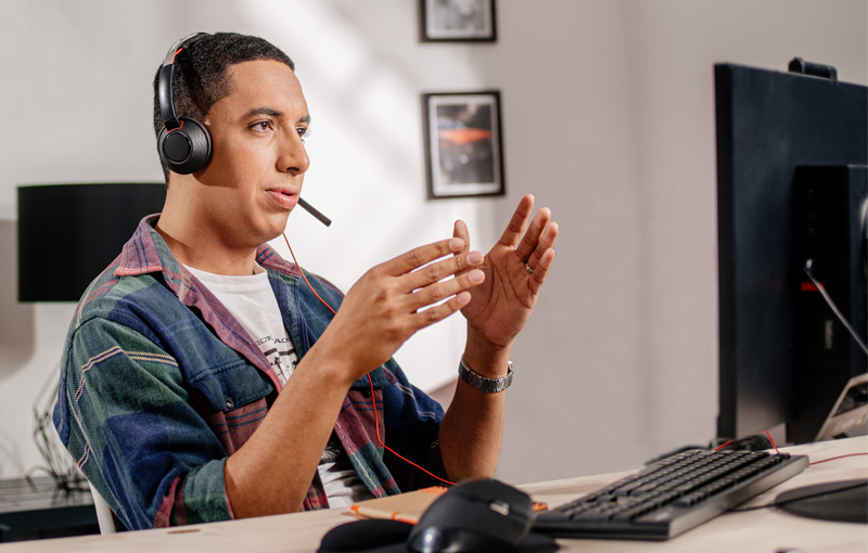 Remote Customer Service Jobs: A Complete Guide 2025